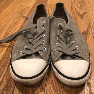 Women's Converse Shoes Size 7
